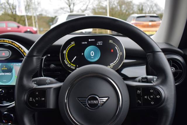 2022 Mini Electric Hatch Cooper SE 32.6kWh Level 1 Auto 3dr