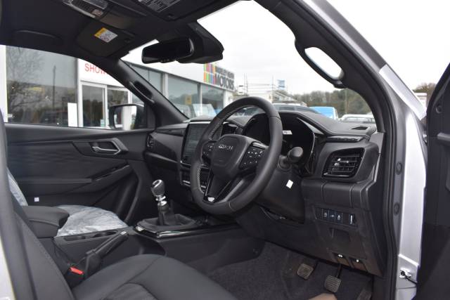 2025 Isuzu D-max 1.9 TD V-Cross 4WD Euro 6 (s/s) 4dr