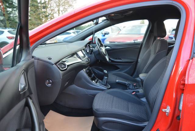 2018 Vauxhall Astra 1.4i Turbo SRi VX Line Euro 6 5dr