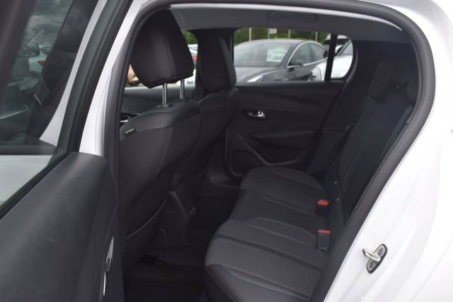 2023 Peugeot 208 1.2 PureTech Allure Premium + Euro 6 (s/s) 5dr