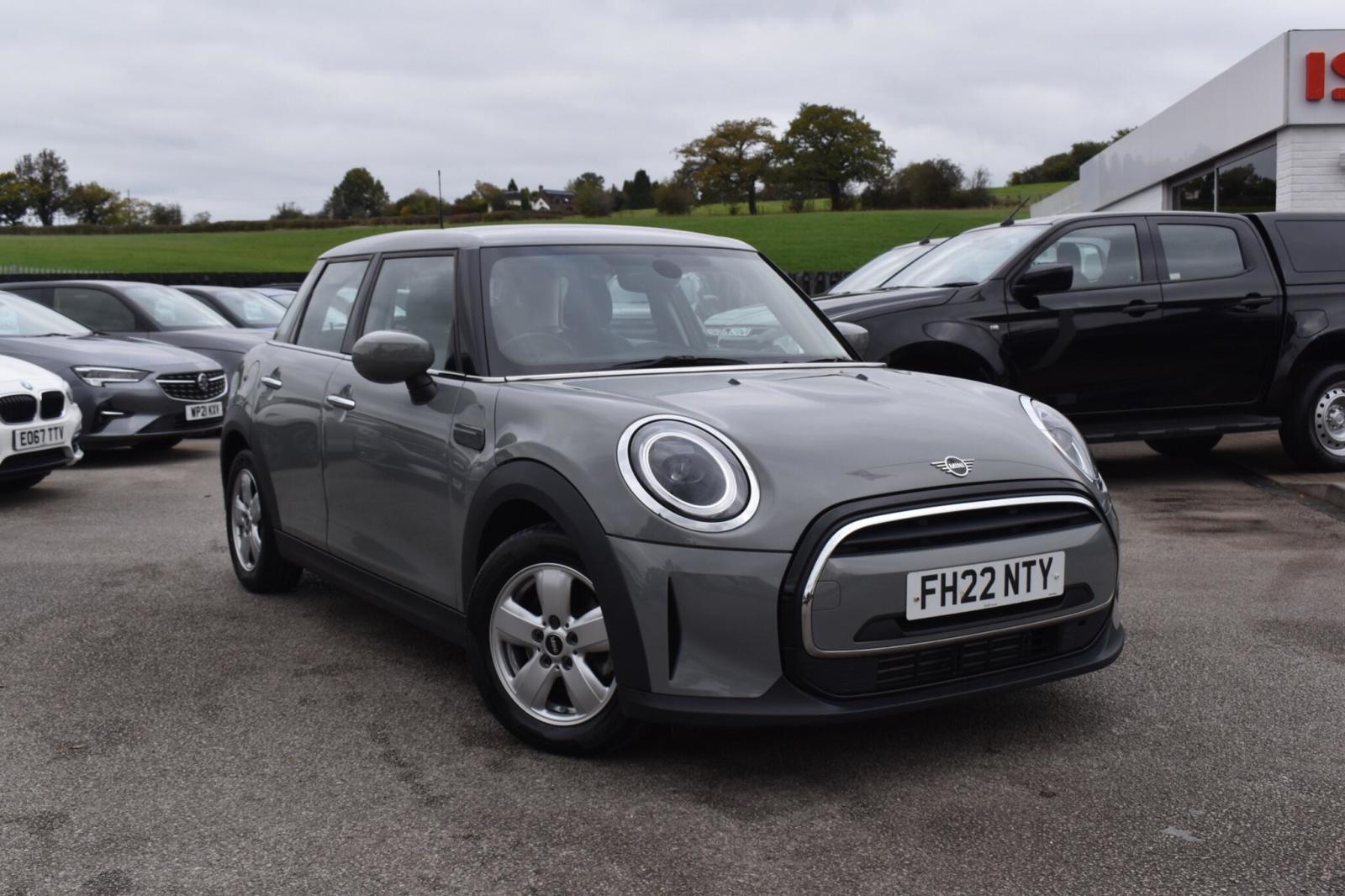 2022 Mini Hatch