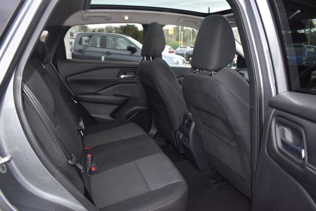 2022 Nissan Qashqai 1.3 DIG-T MHEV N-Connecta Euro 6 (s/s) 5dr