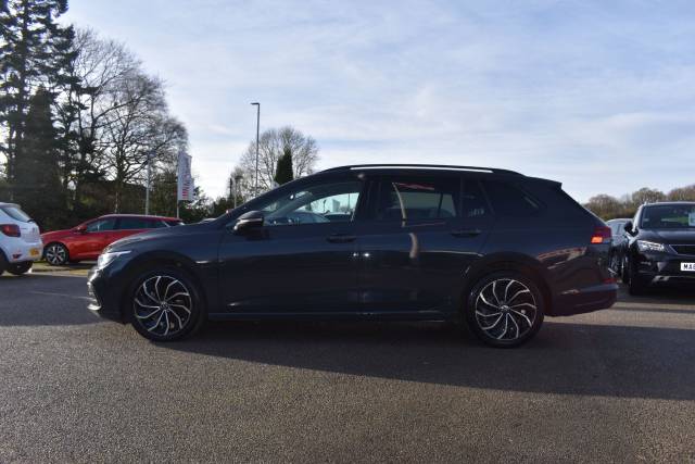 2021 Volkswagen Golf 1.5 TSI Life Euro 6 (s/s) 5dr