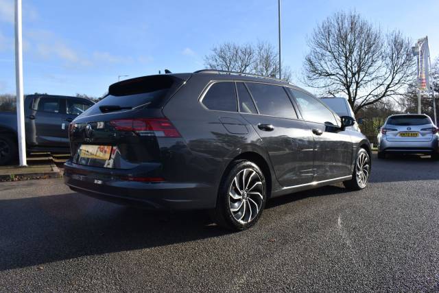 2021 Volkswagen Golf 1.5 TSI Life Euro 6 (s/s) 5dr