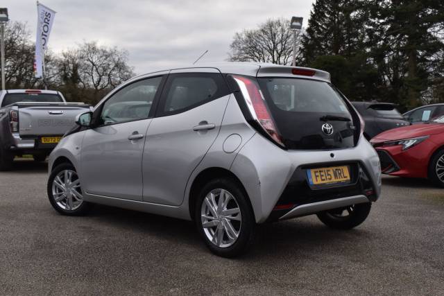 2015 Toyota Aygo 1.0 VVT-i x-pression Euro 5 5dr Euro 5