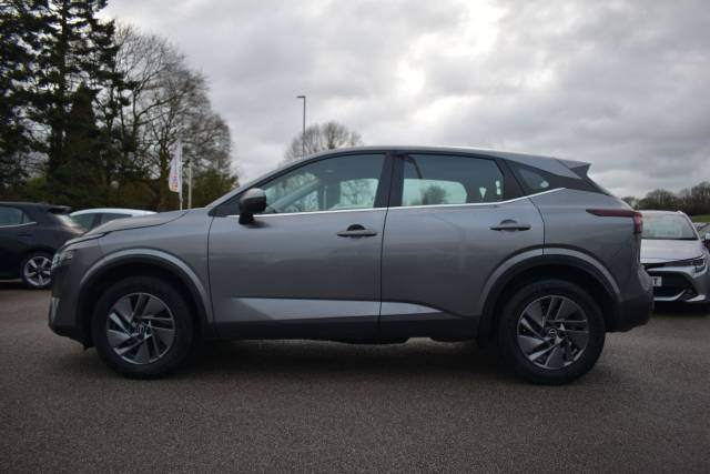 2022 Nissan Qashqai 1.3 DIG-T MHEV Acenta Premium Euro 6 (s/s) 5dr