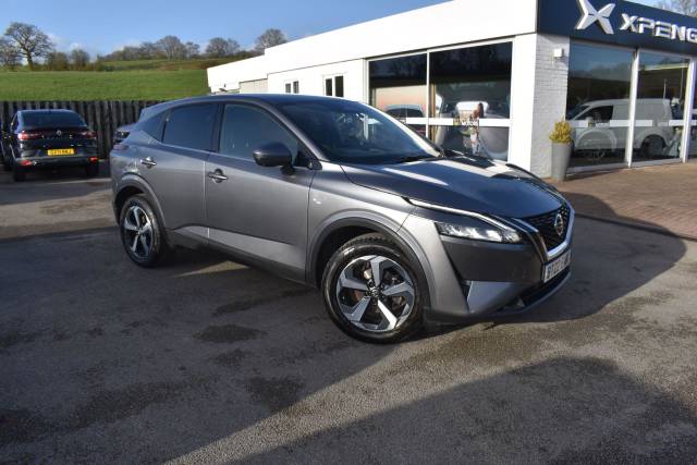 Nissan Qashqai 1.3 DIG-T MHEV N-Connecta Euro 6 (s/s) 5dr SUV Hybrid Grey