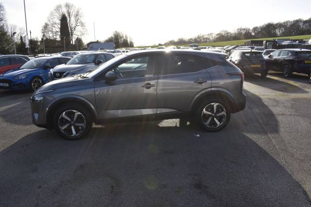 2022 Nissan Qashqai 1.3 DIG-T MHEV N-Connecta Euro 6 (s/s) 5dr