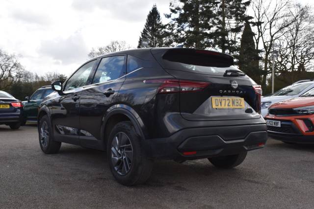 2022 Nissan Qashqai 1.3 DIG-T MHEV Acenta Premium Euro 6 (s/s) 5dr