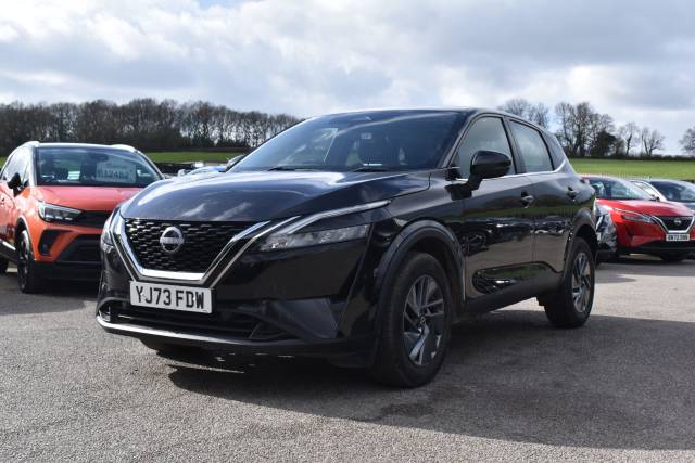 Nissan Qashqai 1.3 DIG-T MHEV Acenta Premium XTRON Euro 6 (s/s) 5dr SUV Hybrid Black