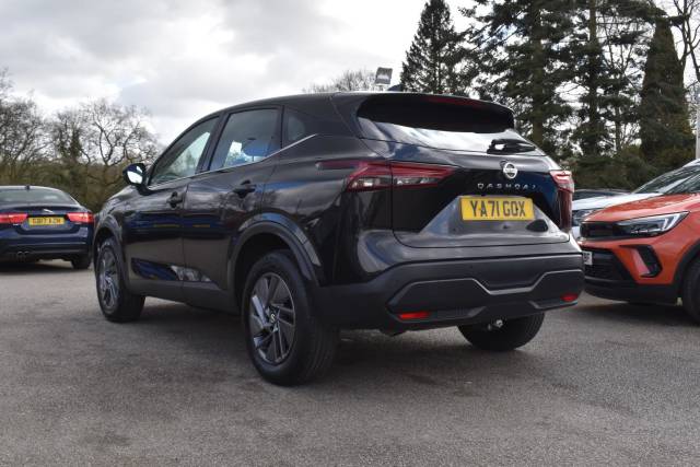 2022 Nissan Qashqai 1.3 DIG-T MHEV Acenta Premium Euro 6 (s/s) 5dr