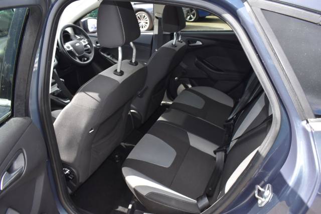 2014 Ford Focus 1.6 Zetec Euro 5 5dr