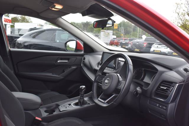 2022 Nissan Qashqai 1.3 DIG-T MHEV Acenta Premium Euro 6 (s/s) 5dr
