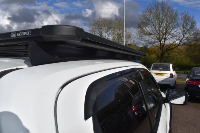 2023 Isuzu D-max 1.9 TD V-Cross 4WD Euro 6 (s/s) 4dr