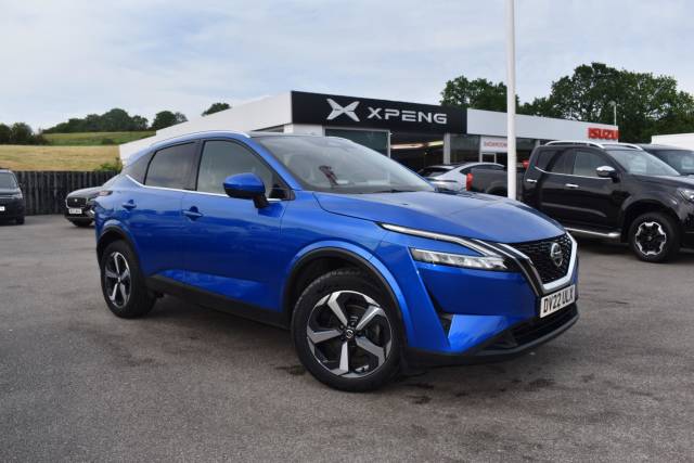 Nissan Qashqai 1.3 DIG-T MHEV N-Connecta XTRON Euro 6 (s/s) 5dr SUV Hybrid Blue