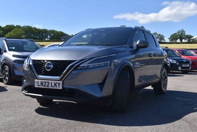 2022 Nissan Qashqai 1.3 DIG-T MHEV Tekna XTRON Euro 6 (s/s) 5dr