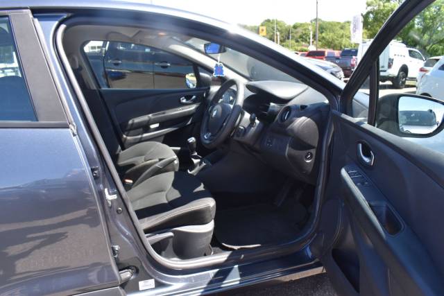 2018 Renault Clio 1.2 16V Play Euro 6 5dr