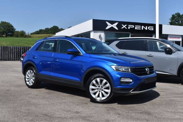 Volkswagen T-Roc 1.5 TSI EVO SE Euro 6 (s/s) 5dr SUV Petrol Blue