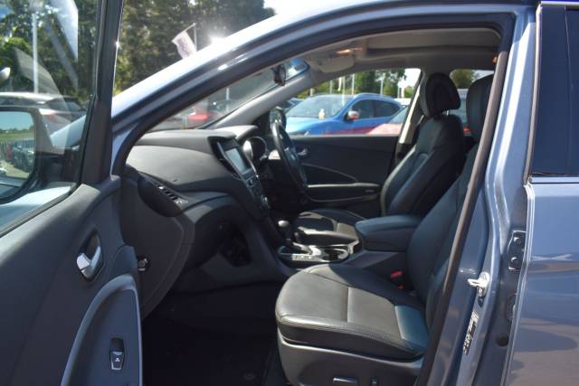 2016 Hyundai SANTA FE 2.2 CRDi Blue Drive Premium SE Auto 4WD Euro 6 (s/s) 5dr (7 Seat)
