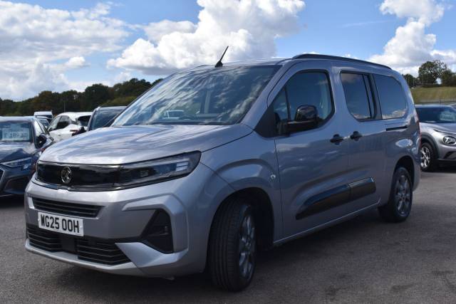 2025 Vauxhall Combo Life Electric 52kWh Ultimate XL MPV Auto 5dr (11kW Charger)