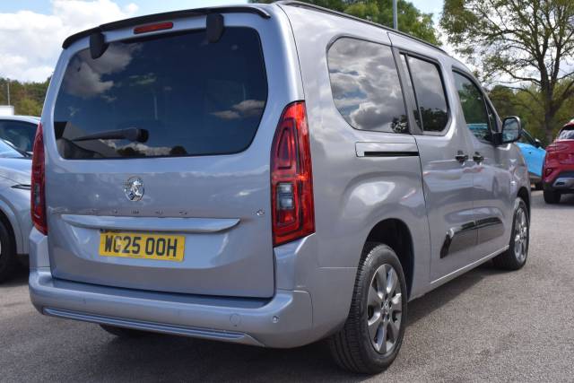2025 Vauxhall Combo Life Electric 52kWh Ultimate XL MPV Auto 5dr (11kW Charger)