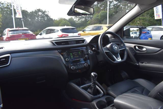 2021 Nissan Qashqai 1.3 DIG-T N-Motion Euro 6 (s/s) 5dr