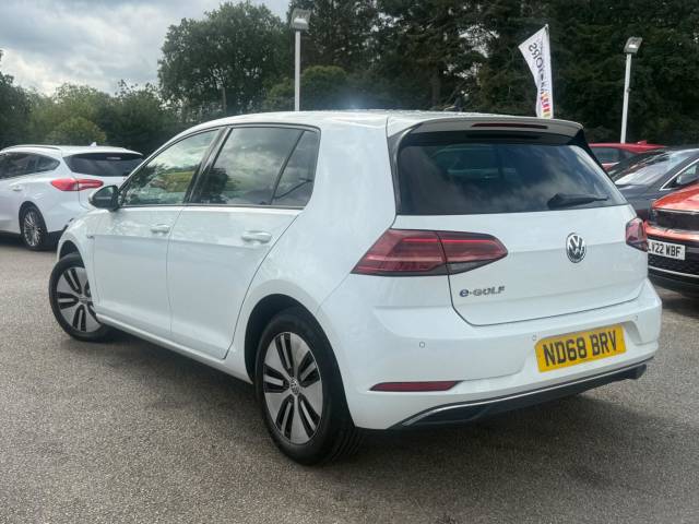 2018 Volkswagen e-Golf 35.8kWh e-Golf Auto 5dr