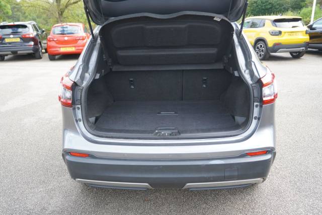 2020 Nissan Qashqai 1.3 DIG-T N-Connecta Euro 6 (s/s) 5dr