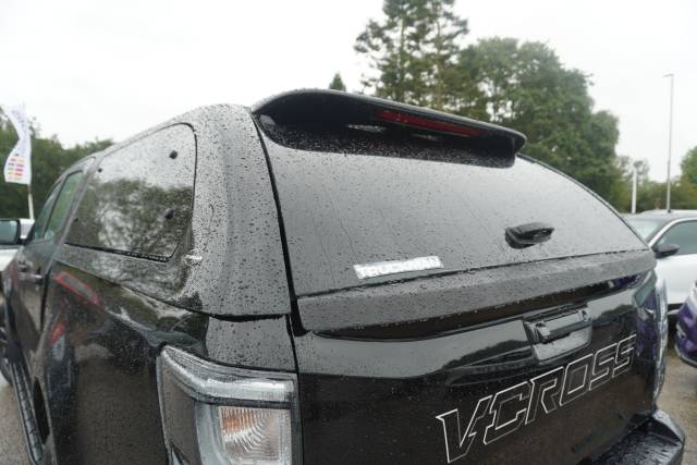 2026 Isuzu D-max 2.2 TD V-Cross Auto 4WD Euro 6 (s/s) 4dr